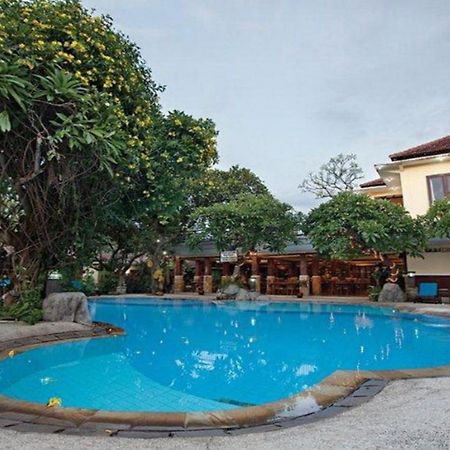 Oyo 2334 Melka Excelsior Hotel Singaraja Esterno foto