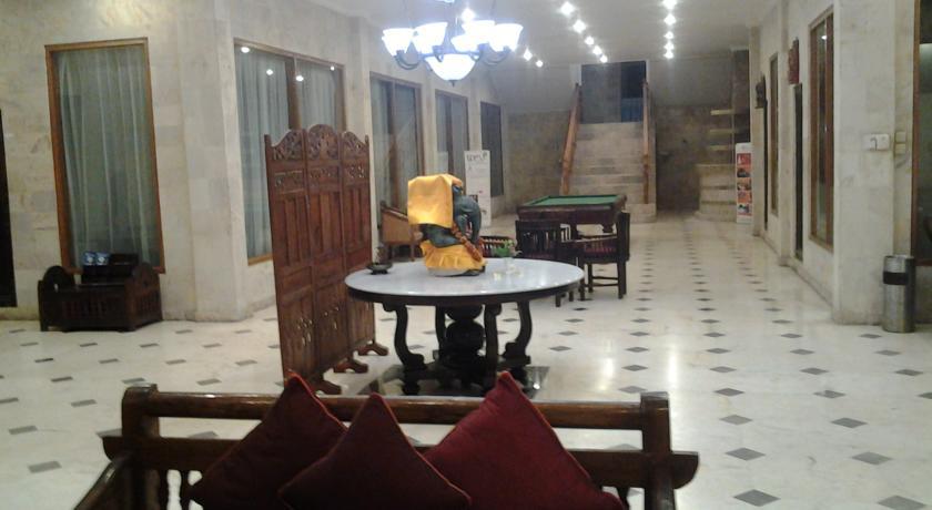 Oyo 2334 Melka Excelsior Hotel Singaraja Esterno foto