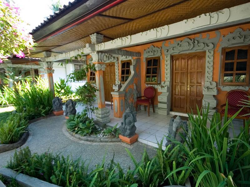 Oyo 2334 Melka Excelsior Hotel Singaraja Esterno foto