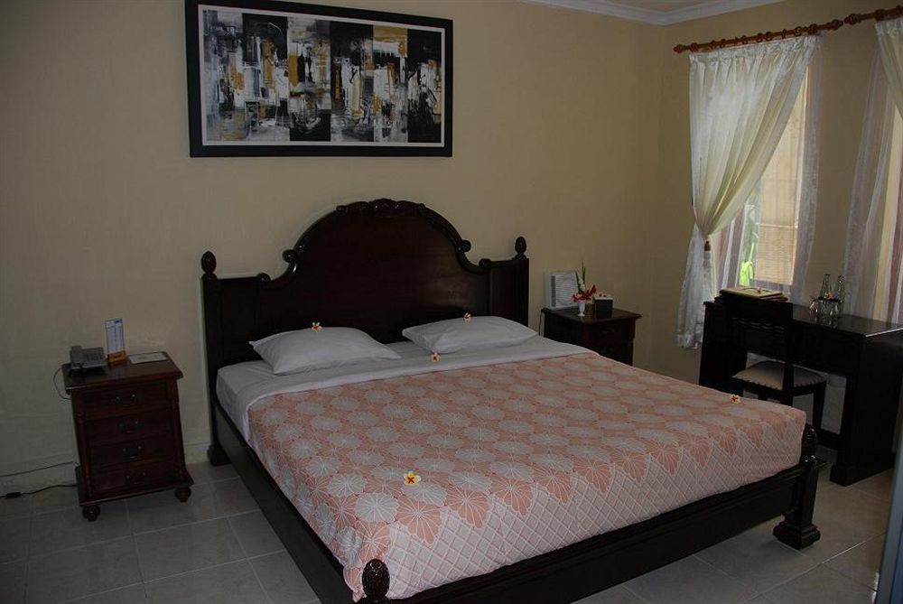 Oyo 2334 Melka Excelsior Hotel Singaraja Esterno foto