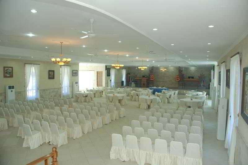 Oyo 2334 Melka Excelsior Hotel Singaraja Esterno foto