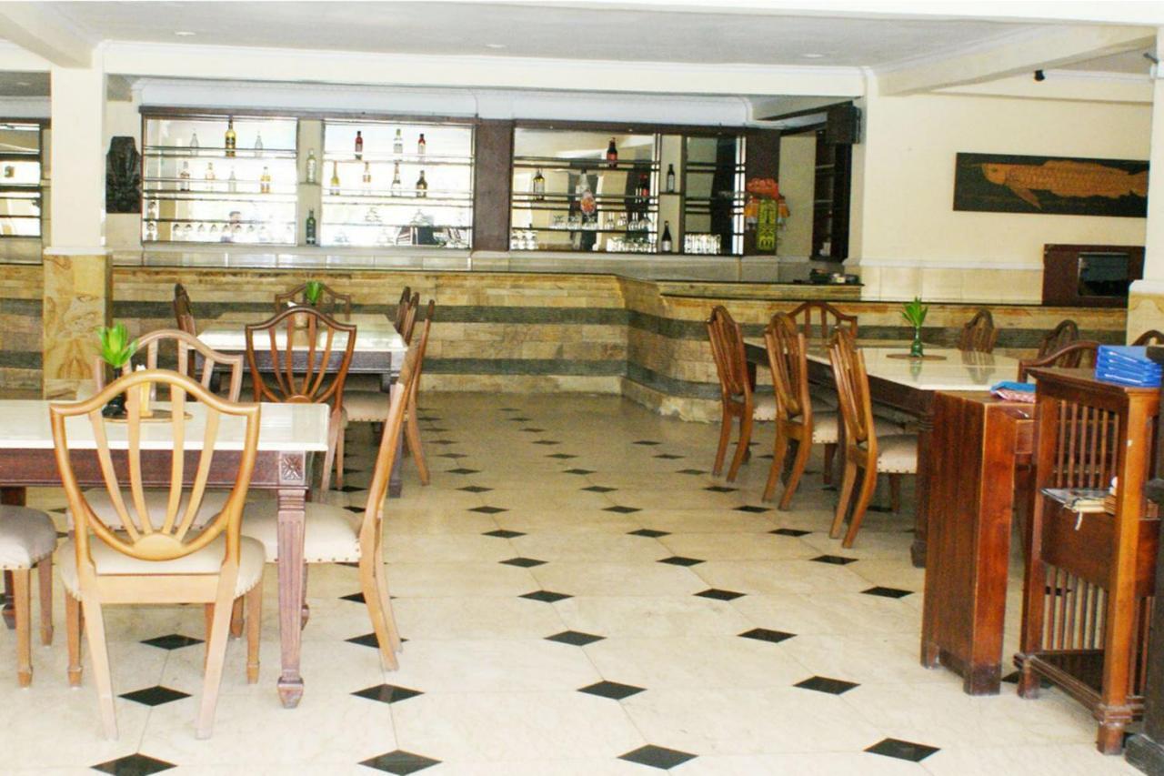 Oyo 2334 Melka Excelsior Hotel Singaraja Esterno foto