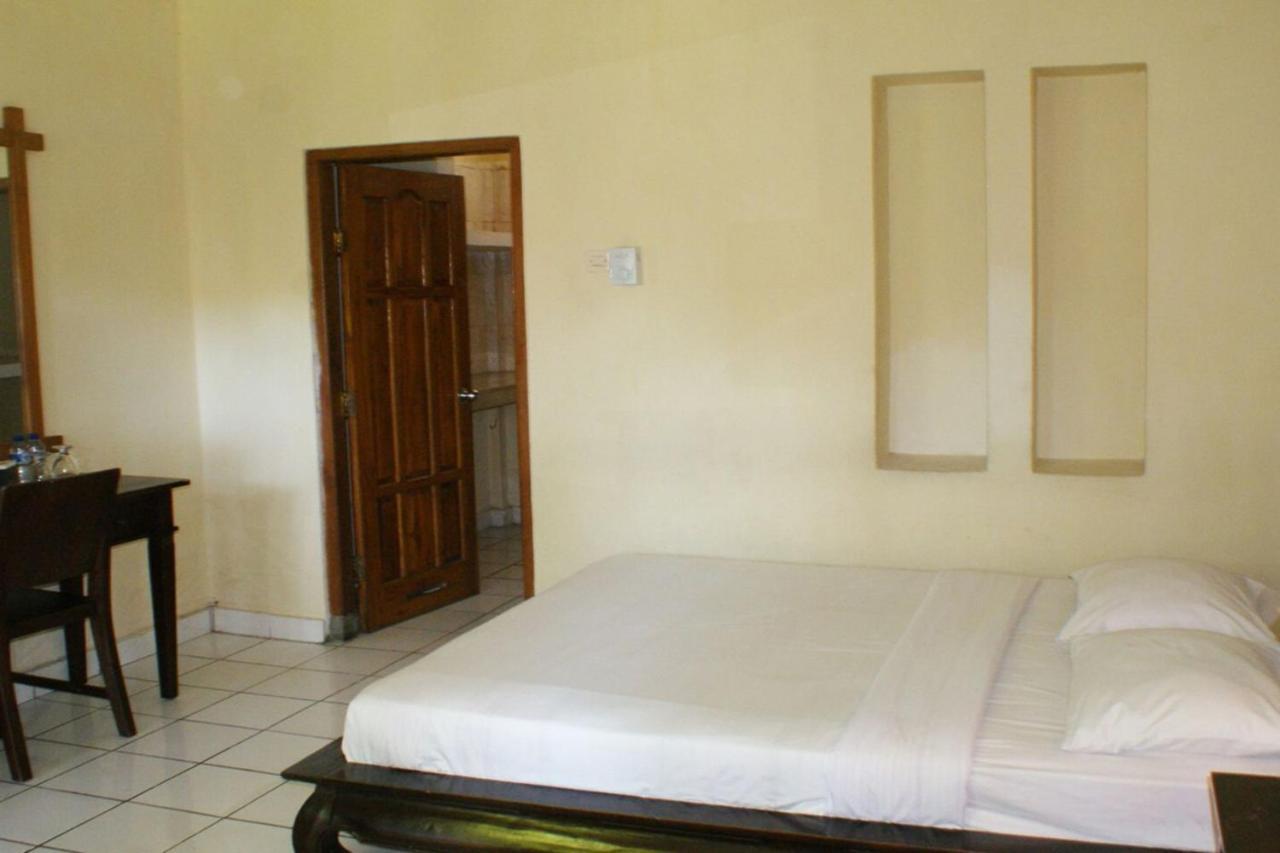 Oyo 2334 Melka Excelsior Hotel Singaraja Esterno foto